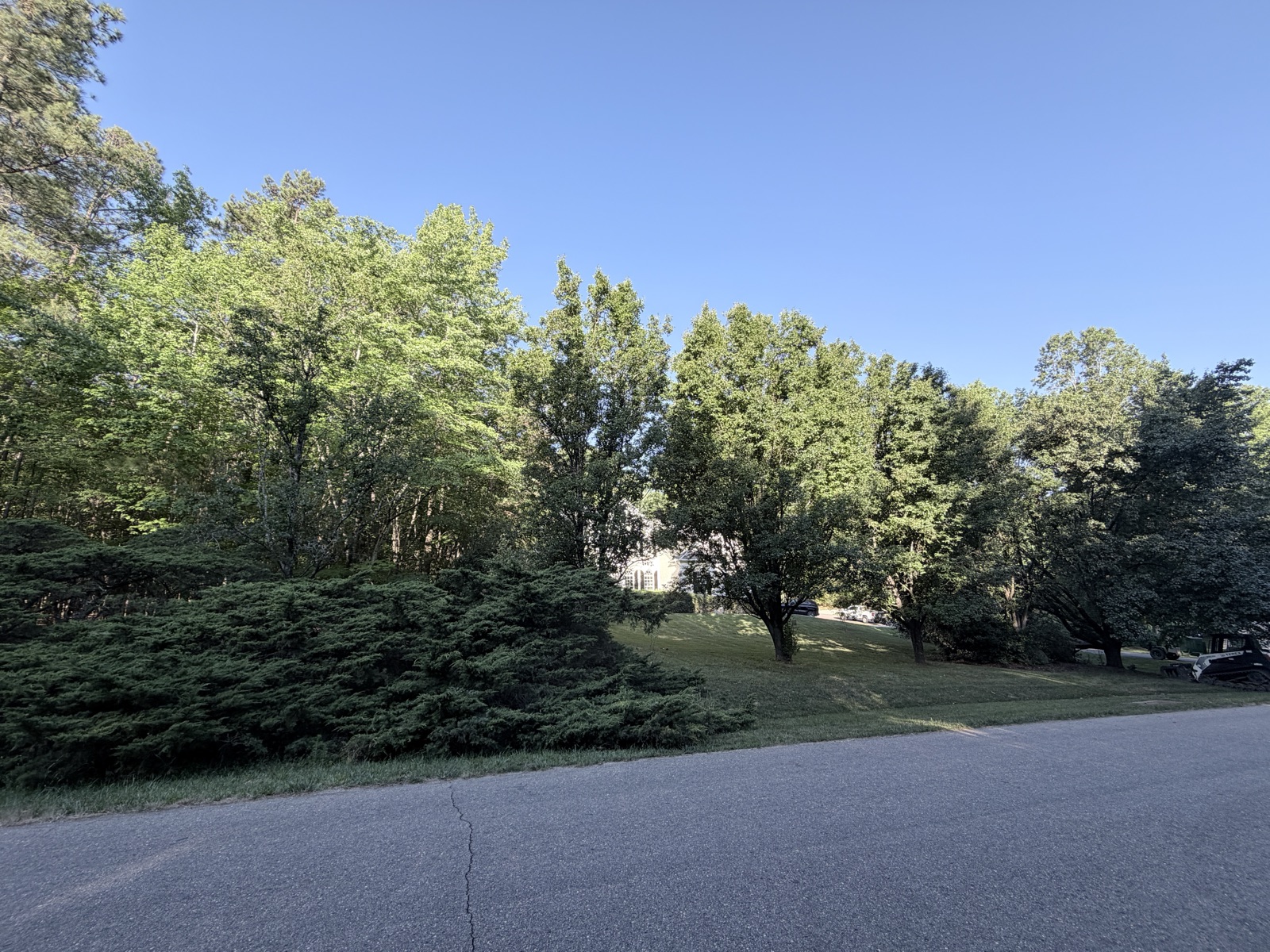 Cleared and cleaned up. Land Clearing by Oak City Tree Services in Raleigh, NC.